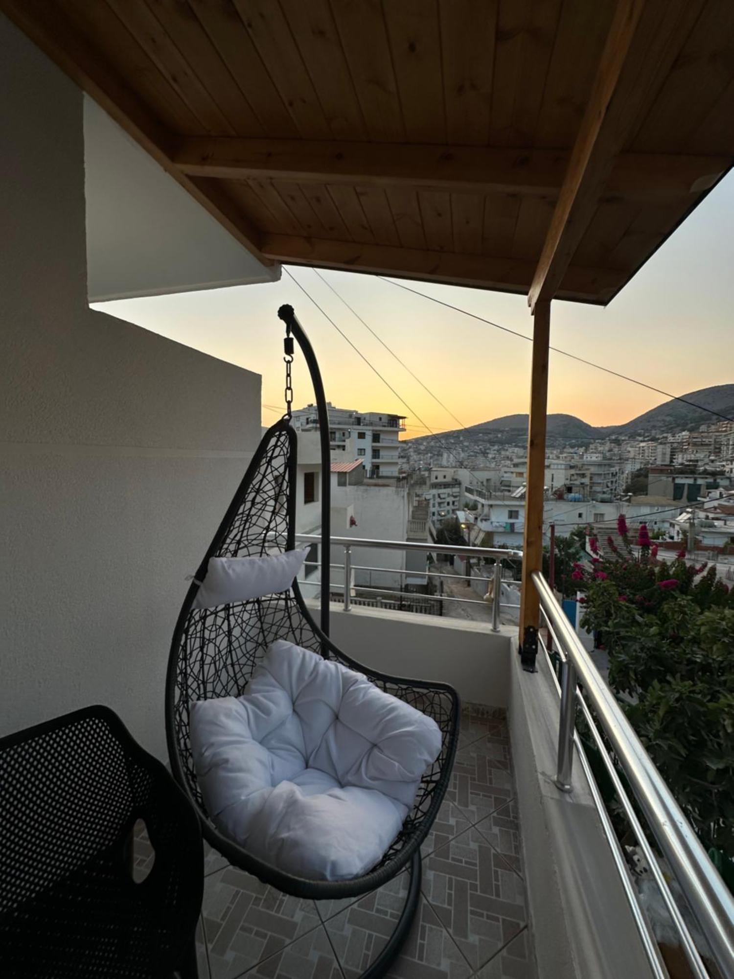 Io'S Apartments Sarandë Exterior foto